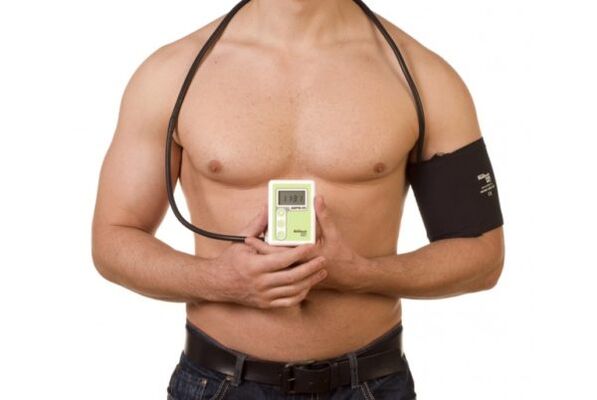 Monitoraggio della pressione sanguigna per l'ipertensione